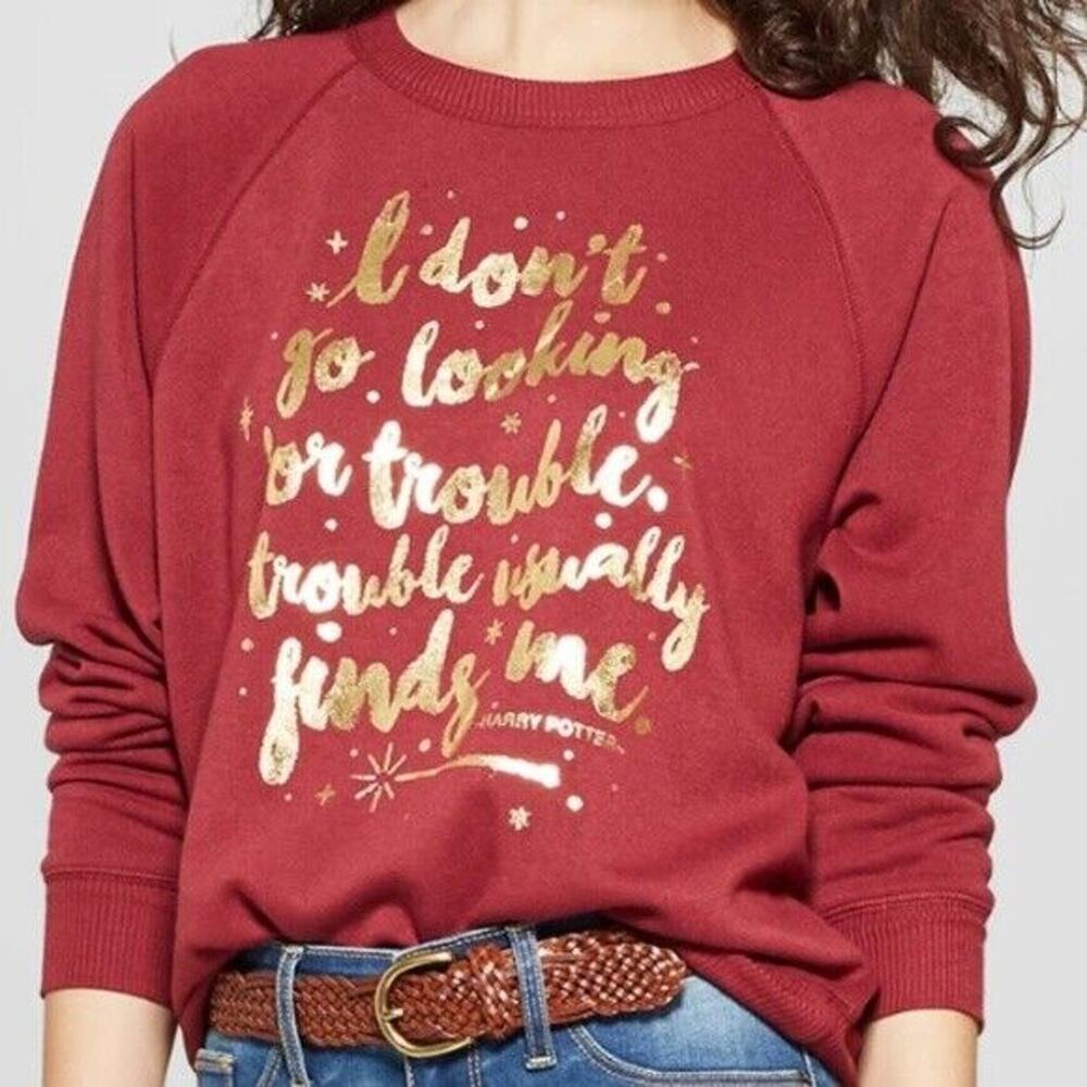 Harry Potter NWOT "I don't go looking for trouble" Maroon Sweater Size XS